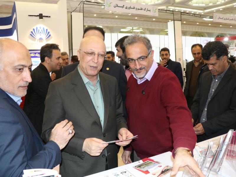 بیست‌وچهارمین نمایشگاه دستاوردهای پژوهش، فناوری و فن بازار  در محل مصلی امام خمینی (ره)  برگزار شد
