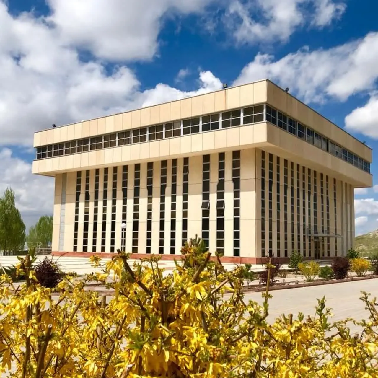 ساختمان مرکزی